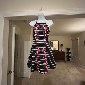 MINKPINK Floral & Stripe Skater Dress – XS